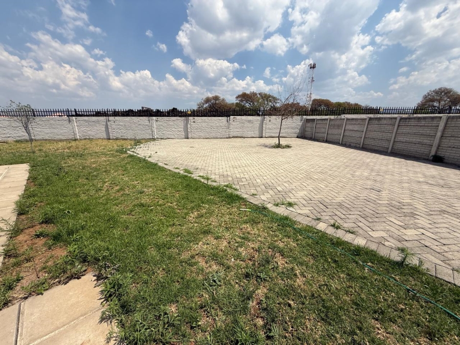 3 Bedroom Property for Sale in Waterkloof North West